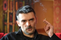 Elis Bektaš
