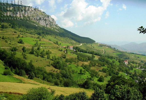 pogled na Mučanj sa puta za mesto Močioci