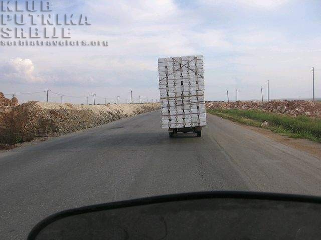 syria desert road