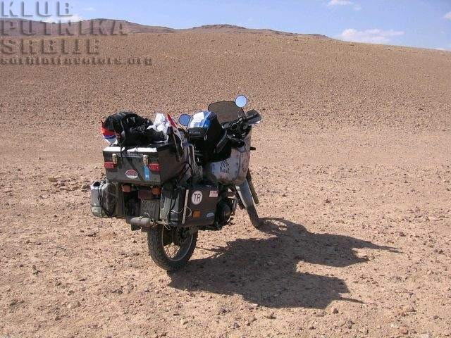 bike in syrian desert