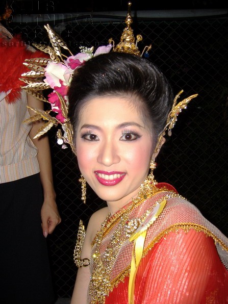 loy kratong festival thailand