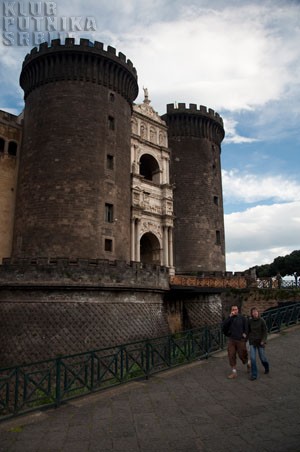 castel nuovo castel nuovo