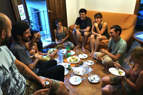 Granada: Prve tri nedelje