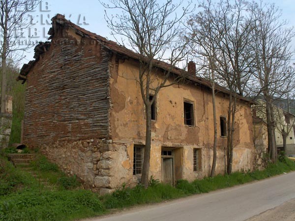 jelasnicka klisura