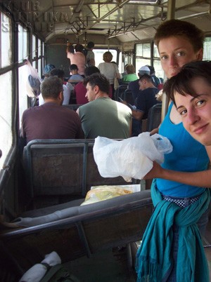 autobus koji prevozi rudare za rudnik Bogovina
