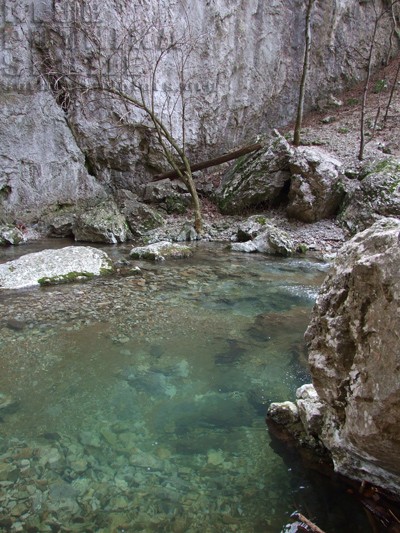 Vratna, reka
