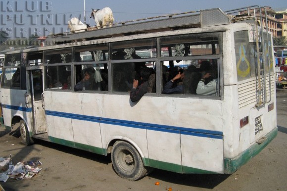 autobus u Nepalu
