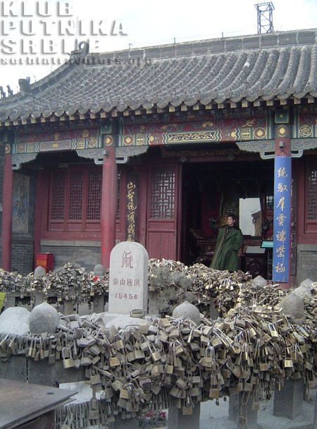 chinese prayer padlocks