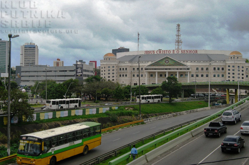 univerzalna crkva salvador