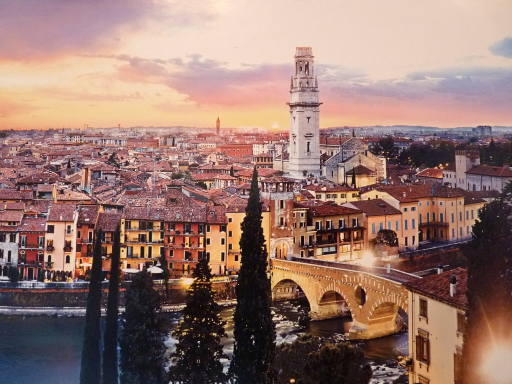 Verona ili bijeg od politike do patetike