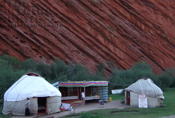 kyrgyz yurt kyrgyz yurt