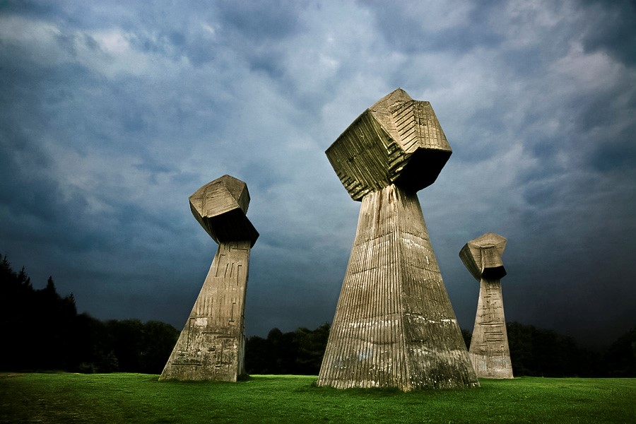 nis monument
